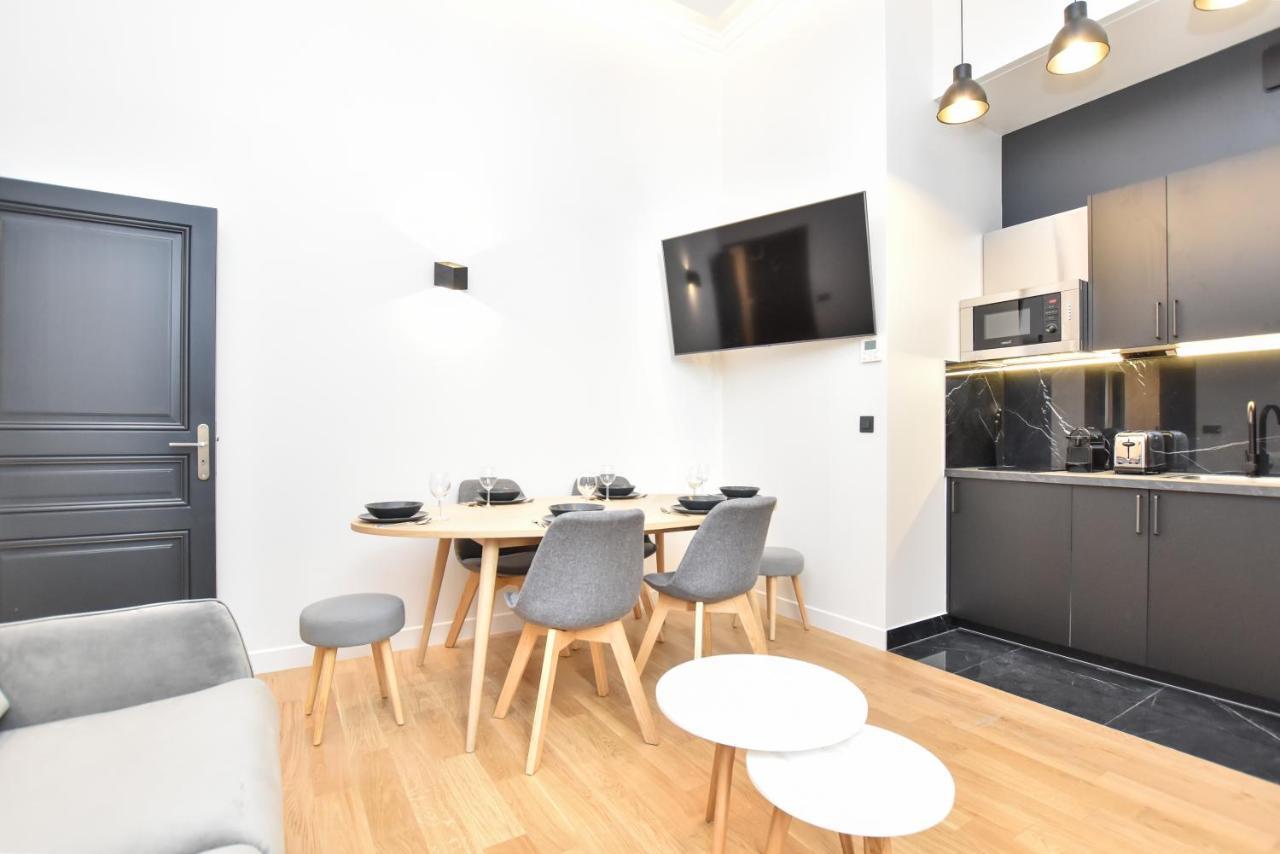 Cosy Apartment - 2Br-7P - Arc De Triomphe Parijs Buitenkant foto