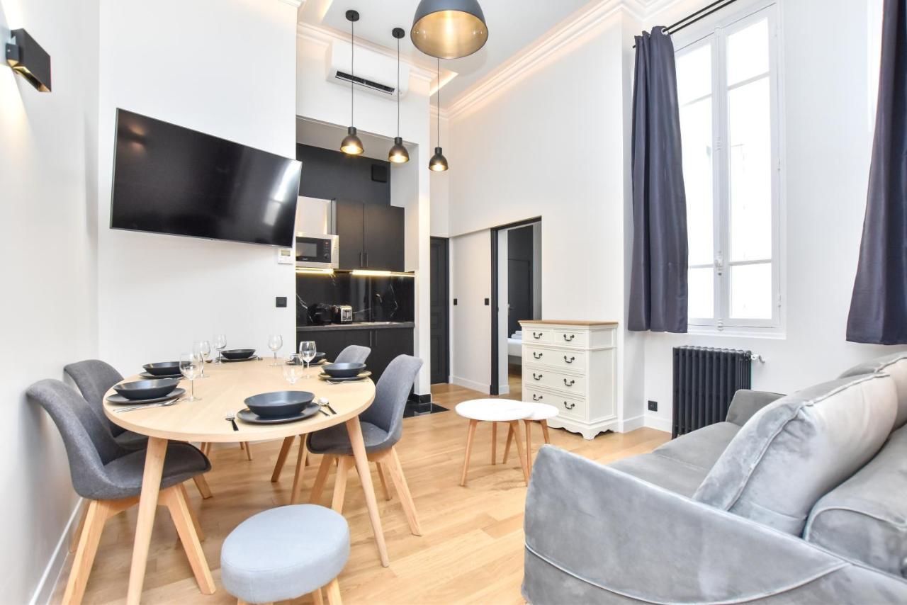 Cosy Apartment - 2Br-7P - Arc De Triomphe Parijs Buitenkant foto